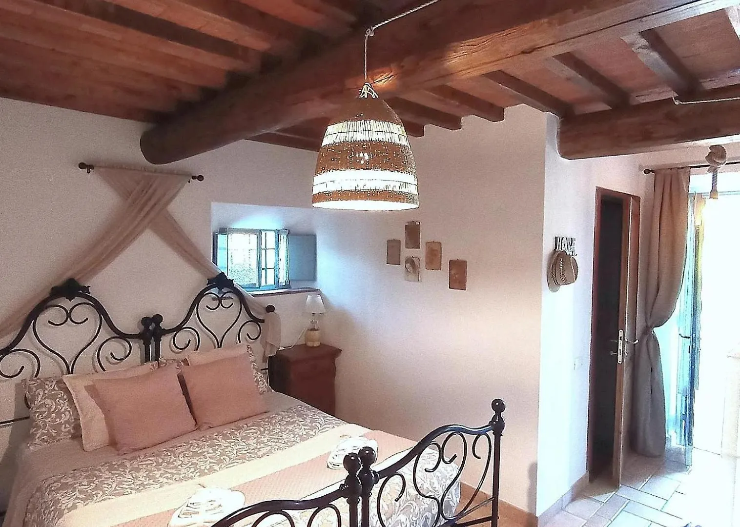 Casale - La Camera Di Leda Lamporecchio