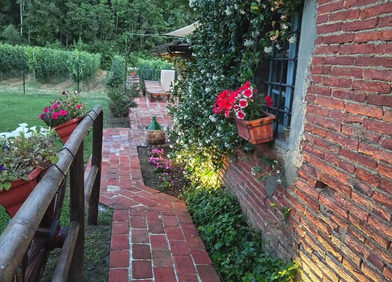 Guest house Casale - La Camera Di Leda Lamporecchio Italy